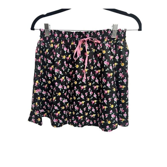 Unique Vintage Ditsy Floral Daryl Skort Black - Picture 3 of 11